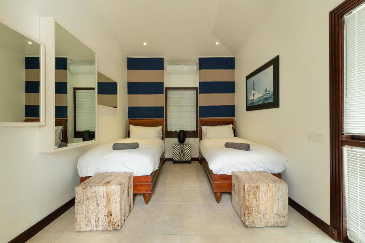 Eden Island Luxury Villa 235 Exterior photo